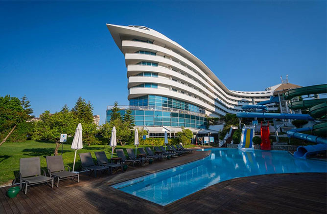 هتل‌ CONCORDE DELUXE RESORT قسطی‌تراول